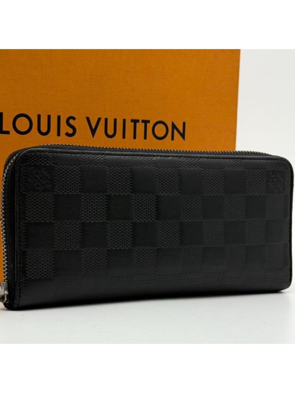 Louis Vuitton Zippy Wallet Vertical Damier Infini